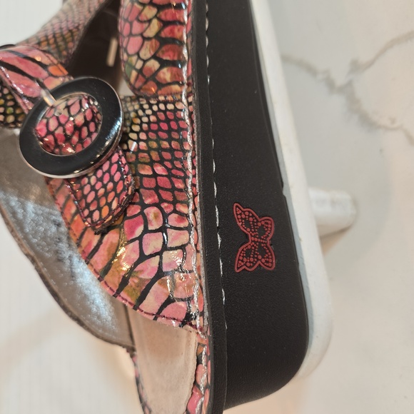 Alegria Patent Leather Animal Print Snakeskin Colorful Slip On Clogs Size 40 - Picture 5 of 9